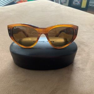 Ray Ban Vagabond RB 4152